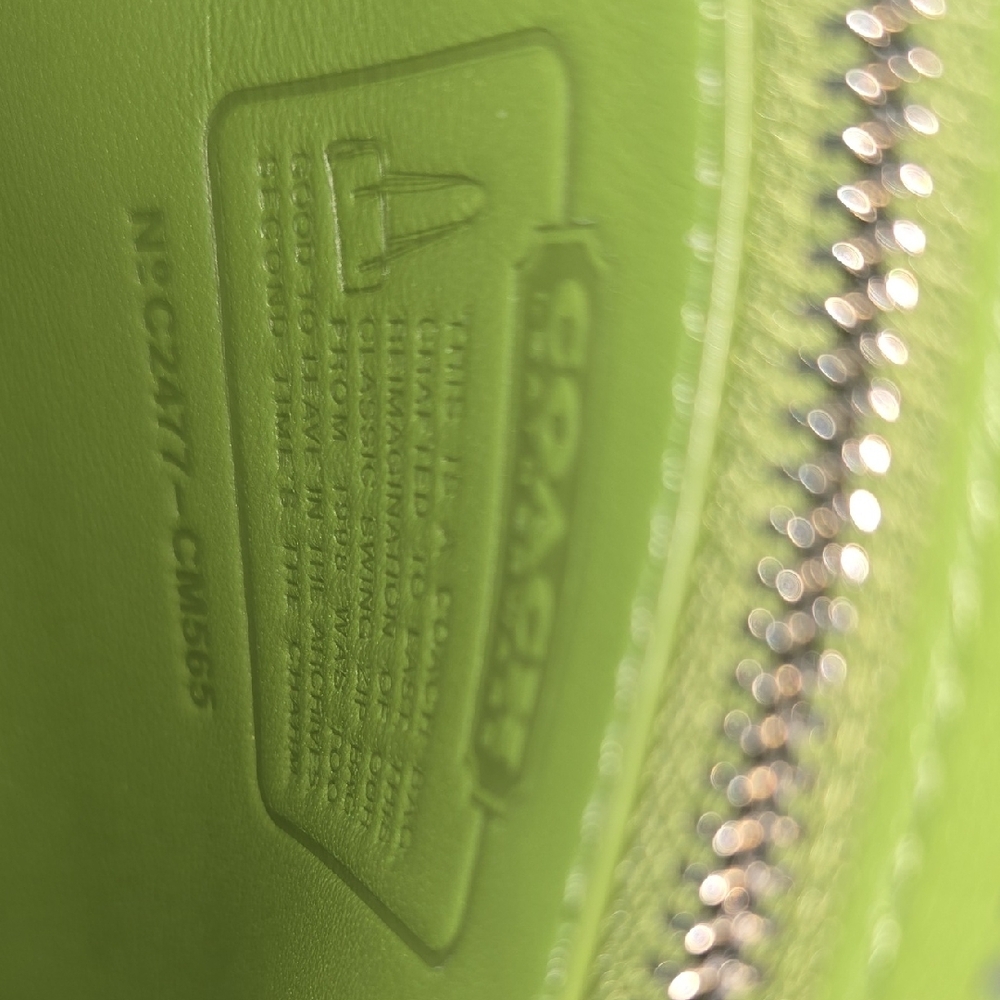 Coach Avocado Green Leather Shoulder Bag - Picture 3 of 12
